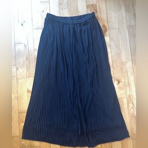 Black Pleated Midi Skirt